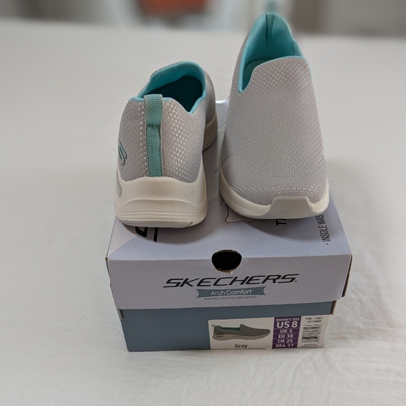 SKECHERS Slip-on ARCH Fit COMFORT Sneakers Woman's 8 - Picture 2 of 4